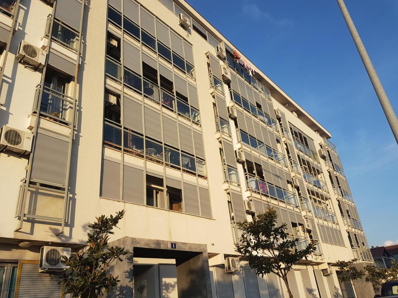 Delta Apartment Podgorica Extérieur photo